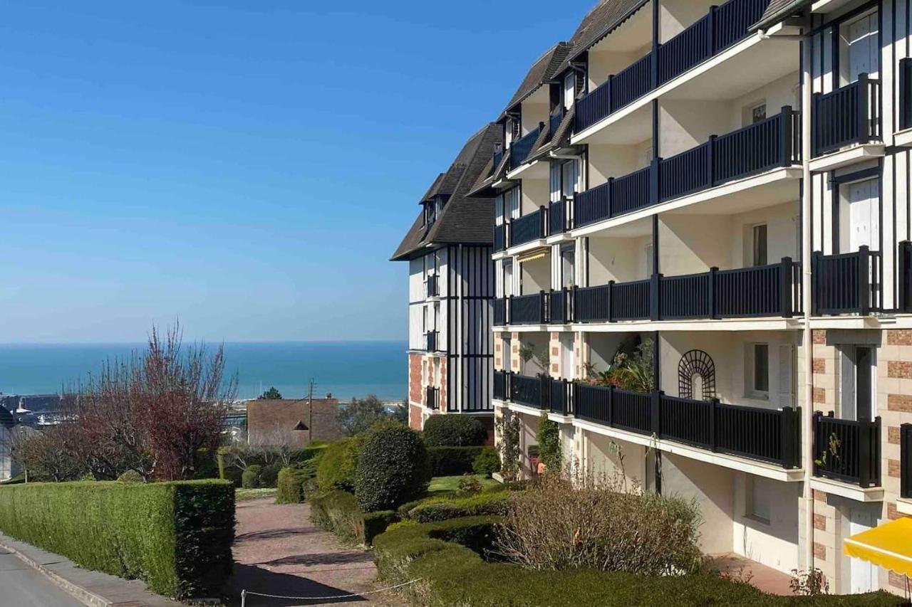 Appartement Avec Terrasse Vue Mer Trouville Sur Mer ภายนอก รูปภาพ